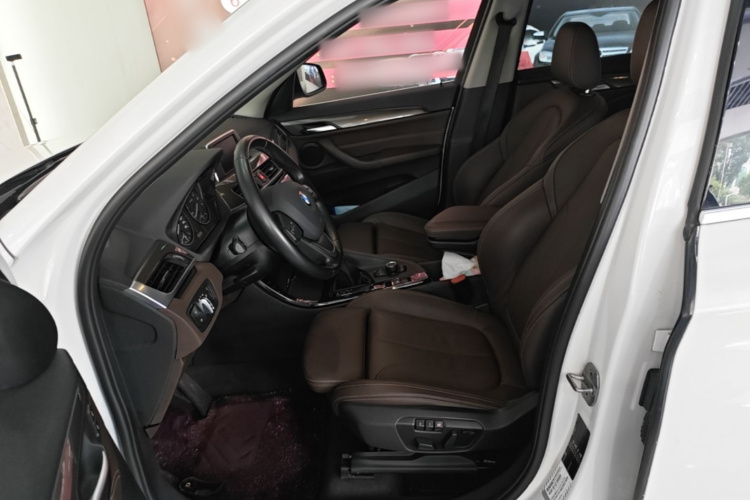 BMW X1 2018 #15 BMW X1 2018 car image #15