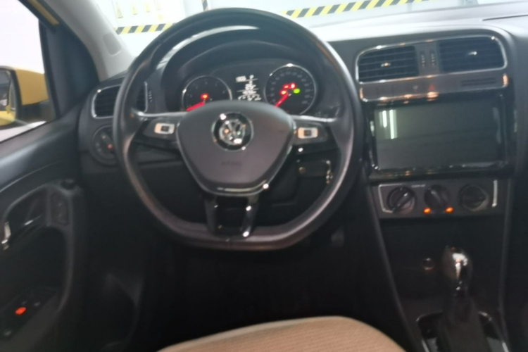 Volkswagen Polo 2018 #12 Volkswagen Polo 2018 car image #12