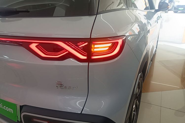 BYD YuanUP 2024 #8 BYD YuanUP 2024 car image #8