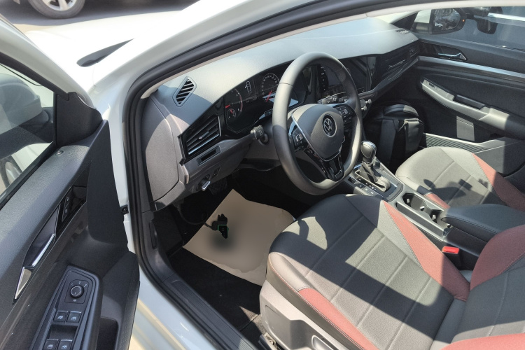 Volkswagen Bora 2021 изображение автомобиля #16