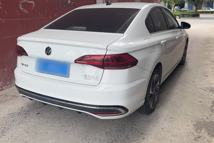 Volkswagen Bora 2022 car image #5