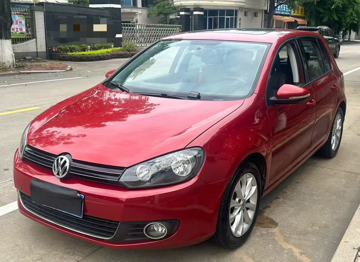Volkswagen Golf 2013 car image 