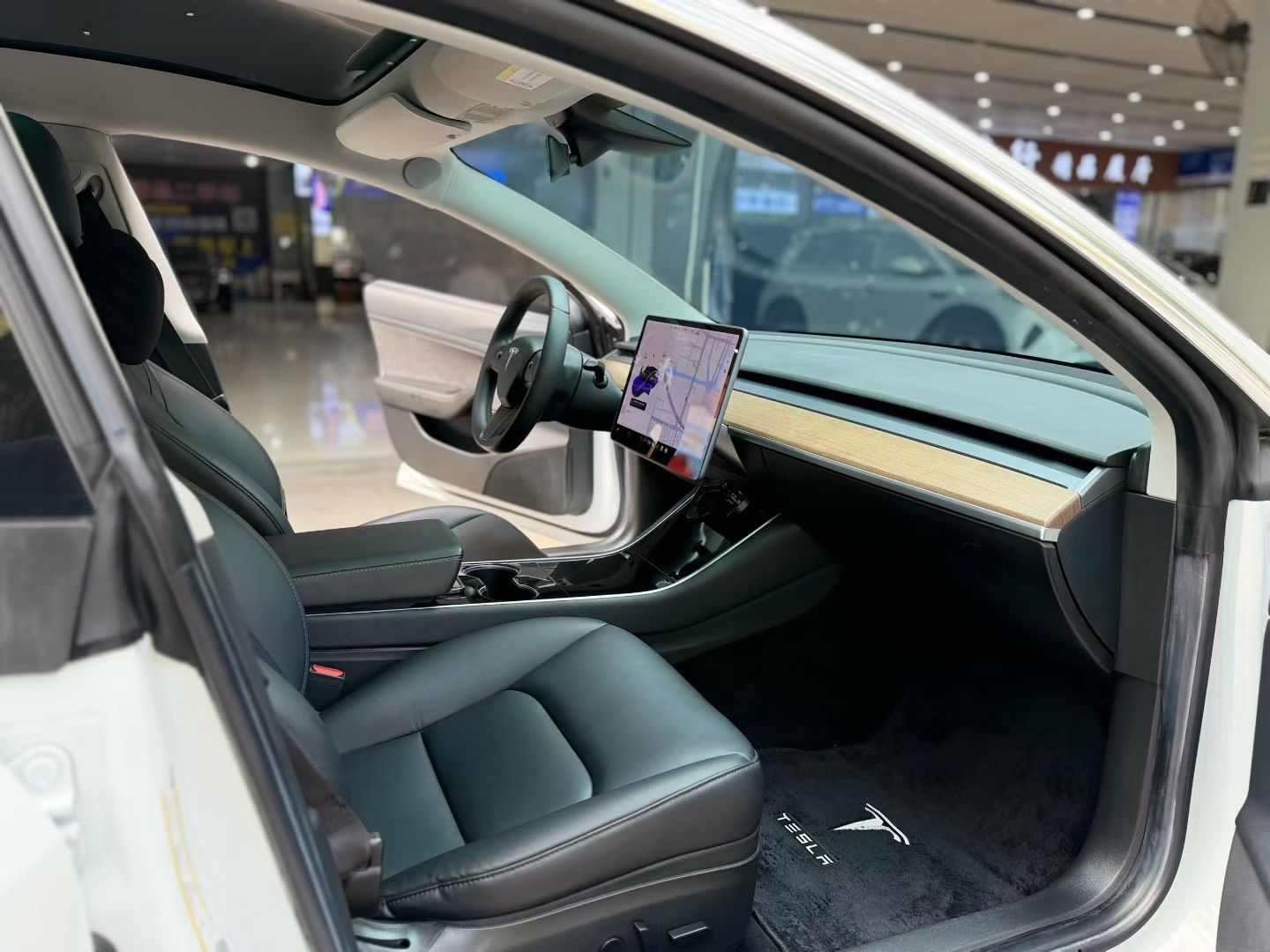 Tesla Model 3 2020 #3 Tesla Model 3 2020 car image #3