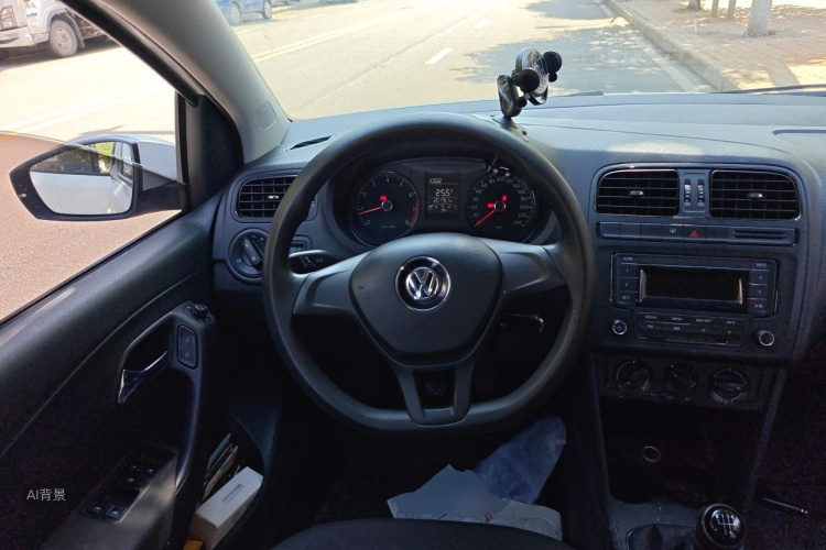 Volkswagen Polo 2015 #12 Volkswagen Polo 2015 car image #12