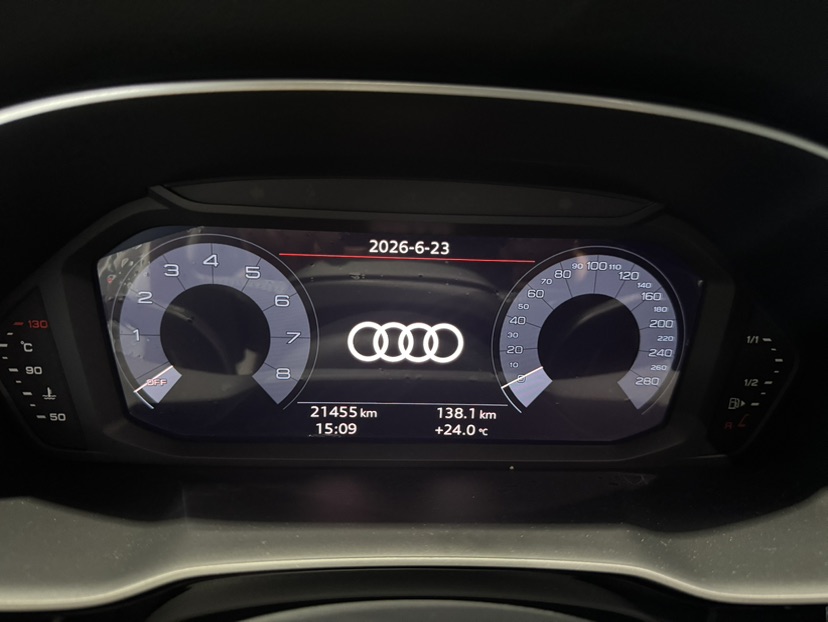 Audi Q3 2021 #9 Audi Q3 2021 car image #9