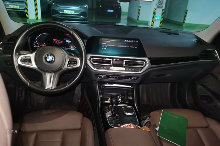 BMW 3 Series 2021 car image #11