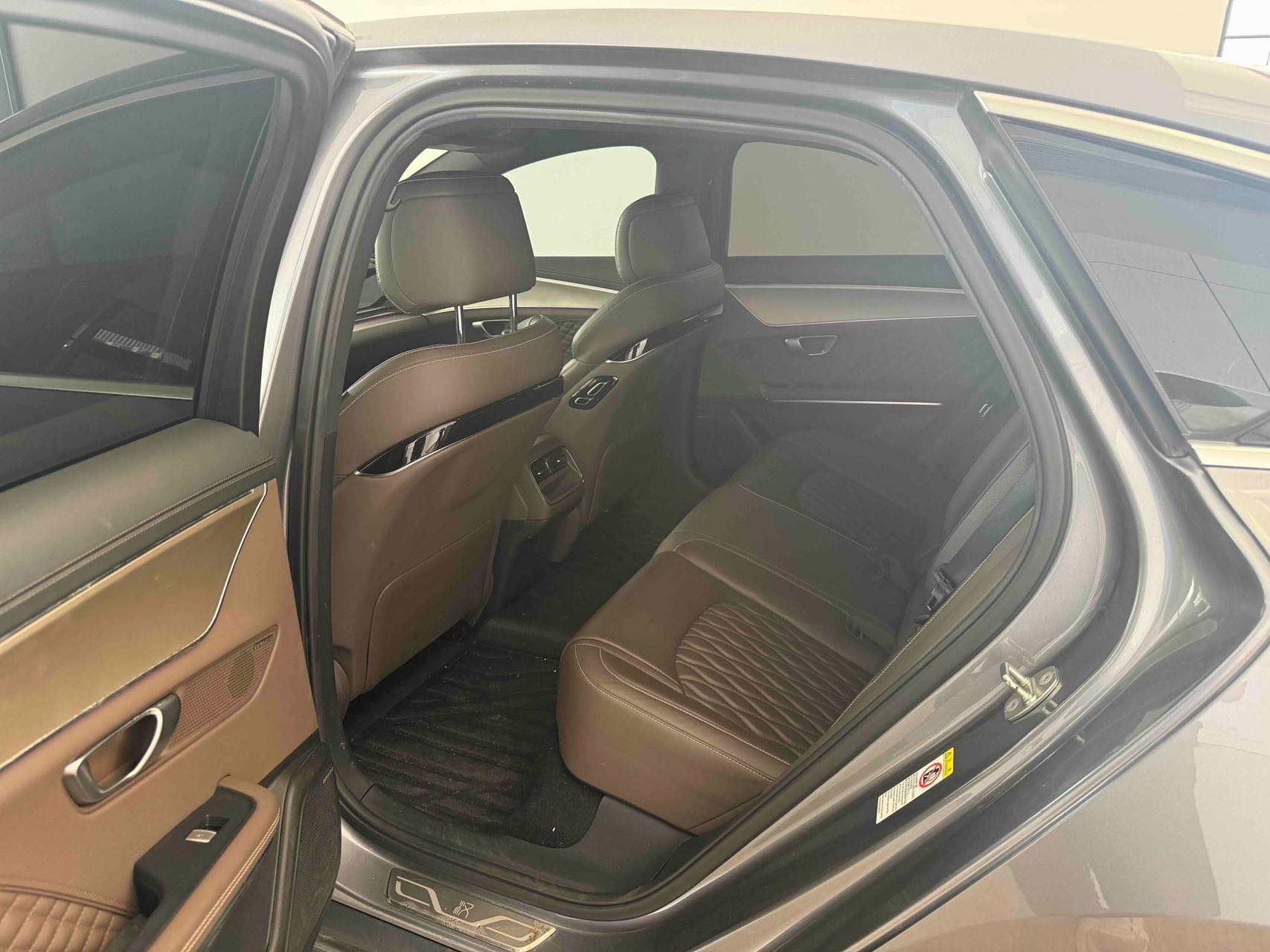 BYD Han 2023 #5 BYD Han 2023 صورة سيارة #5