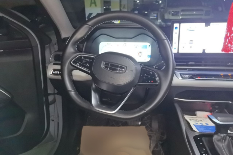 GEELY Emgrand 2024 #15 GEELY Emgrand 2024 car image #15