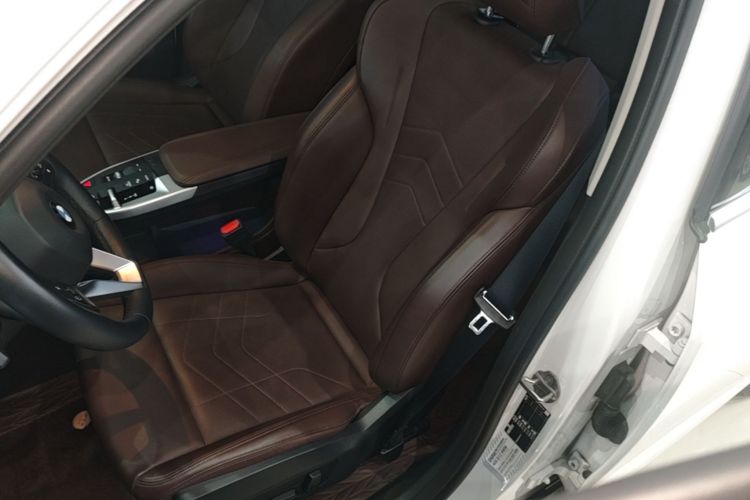 BMW X1 2024 car image #15