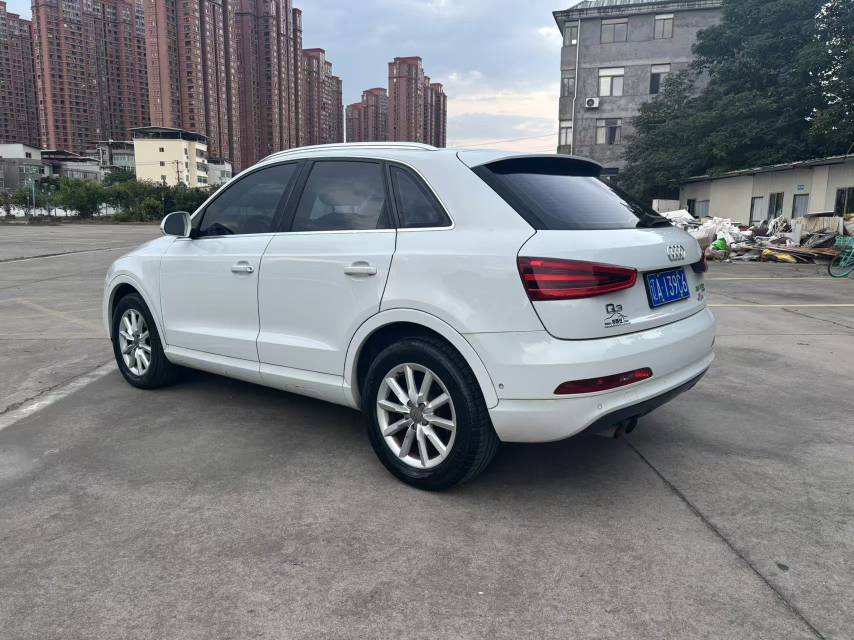 Audi Q3 (Imported) 2013 #4 Audi Q3 (Imported) 2013 car image #4