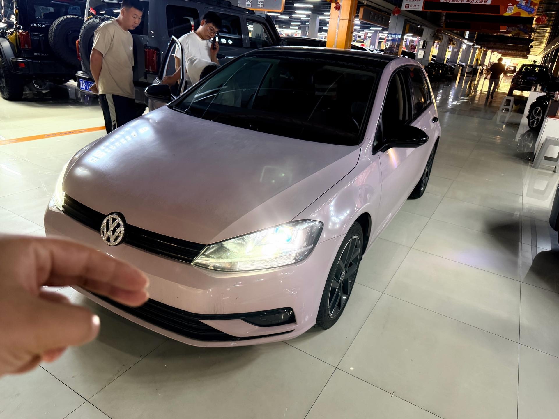 2020 2020 car image