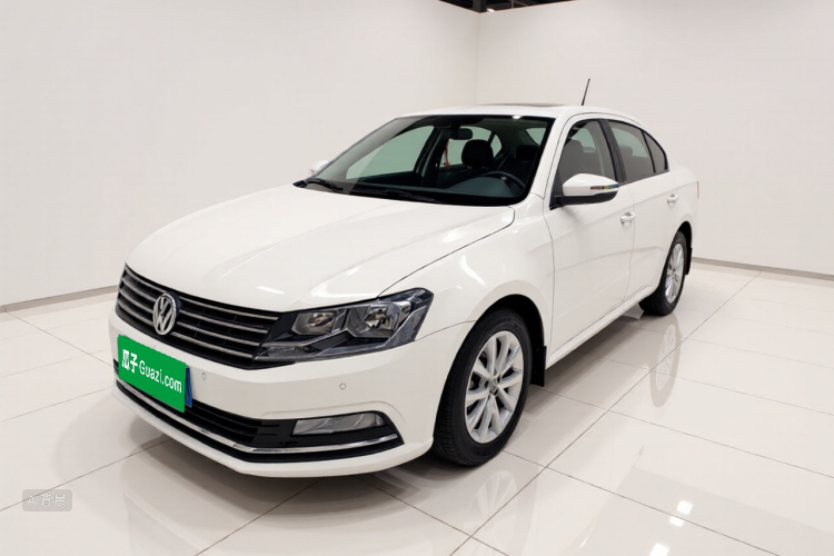 Volkswagen Lavida 2018 car image #2