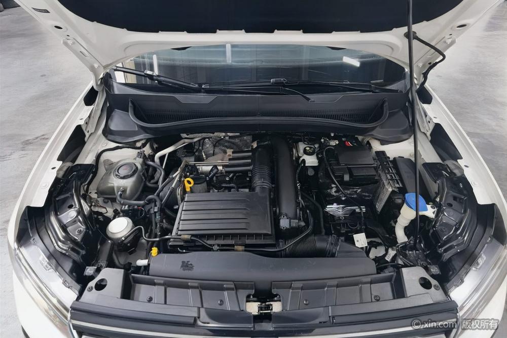 Volkswagen T-Cross 2020 car image #5