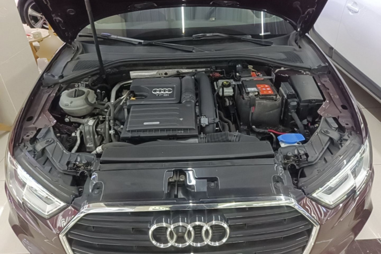 Audi A3 2018 immagine di auto #20