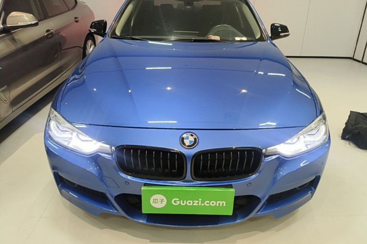 BMW 3 Series 2019 car image #3