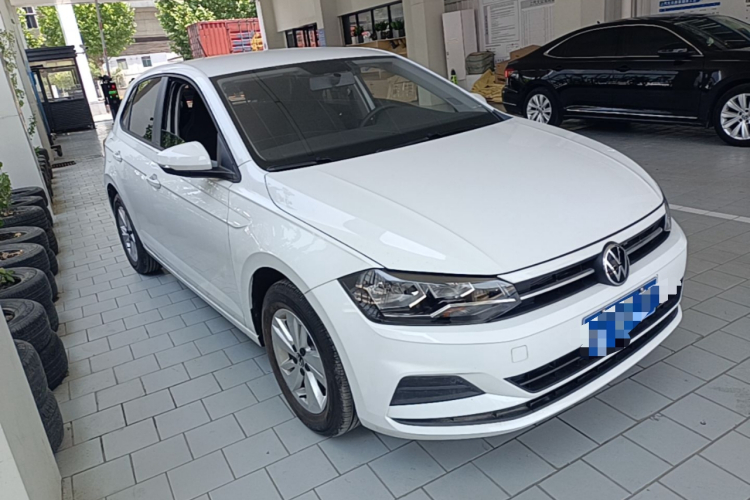 Volkswagen Polo 2023 car image #4