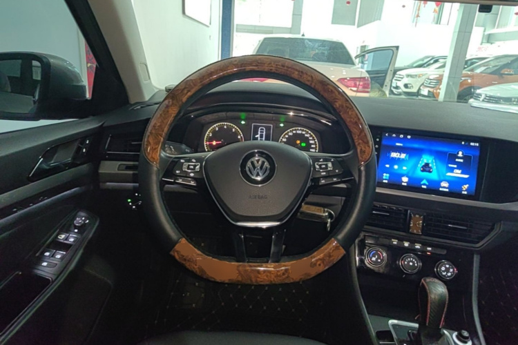 2019 #11 2019 car image #11