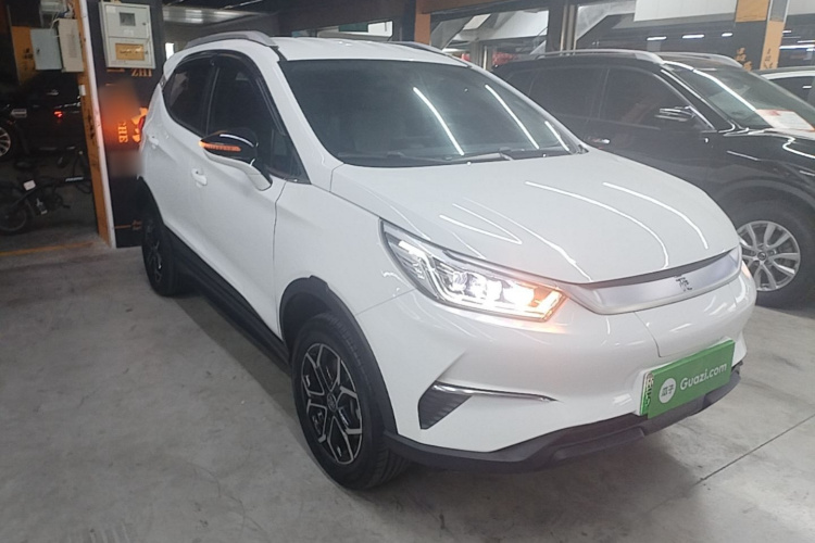 BYD Yuan Pro 2021 #4 BYD Yuan Pro 2021 car image #4
