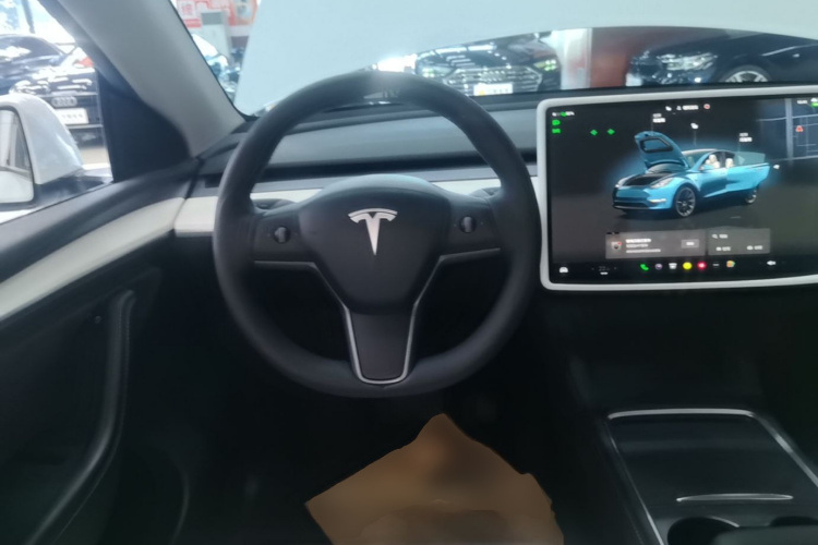 Tesla Model Y 2022 #11 Tesla Model Y 2022 car image #11