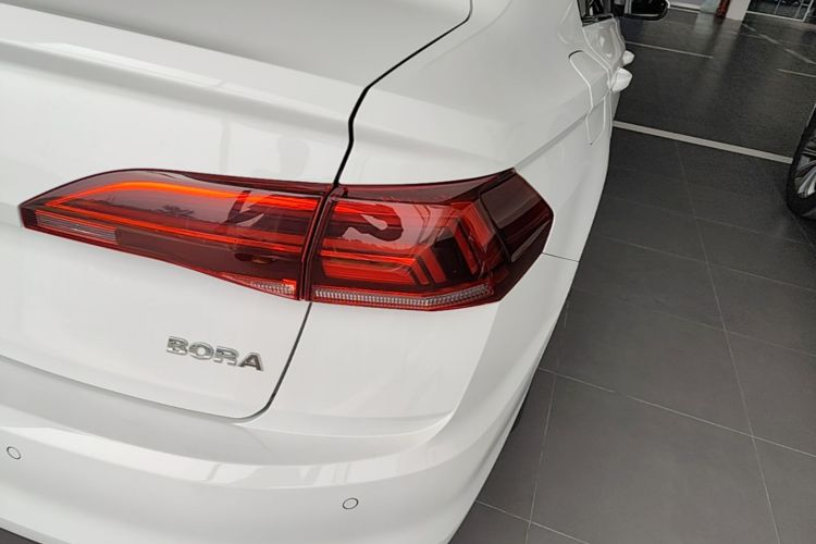 Volkswagen Bora 2020 car image #8