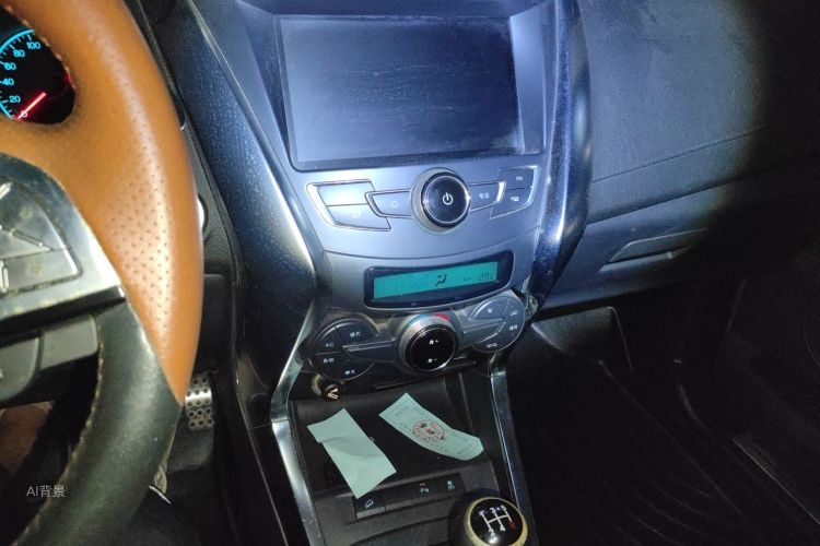 BYD Yuan 2016 #15 BYD Yuan 2016 car image #15