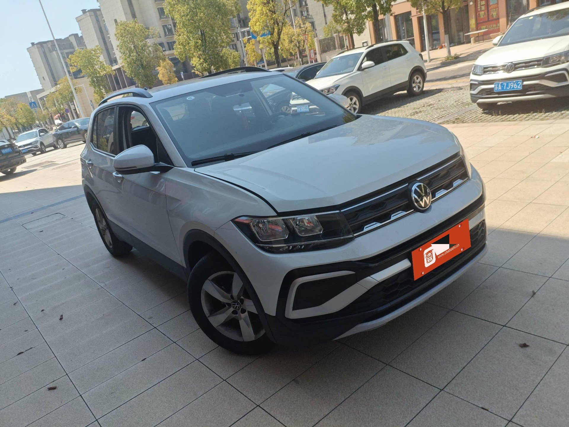 Volkswagen T-Cross 2024 car image #3