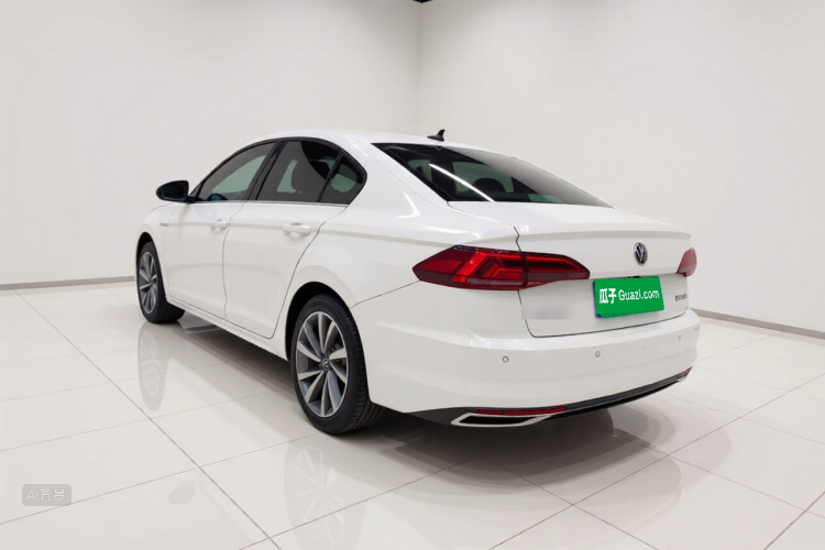 Volkswagen Bora 2021 imagem de carro #5