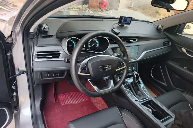 GEELY Emgrand 2021 car image #11