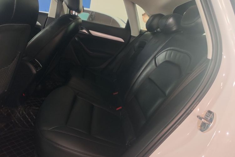 Audi Q3 2016 imagen de coche #17
