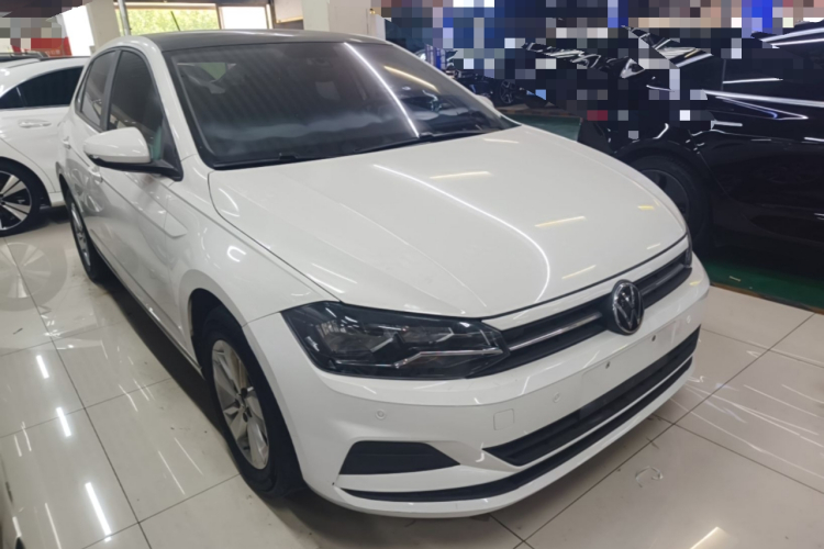 Volkswagen Polo 2021 car image #6