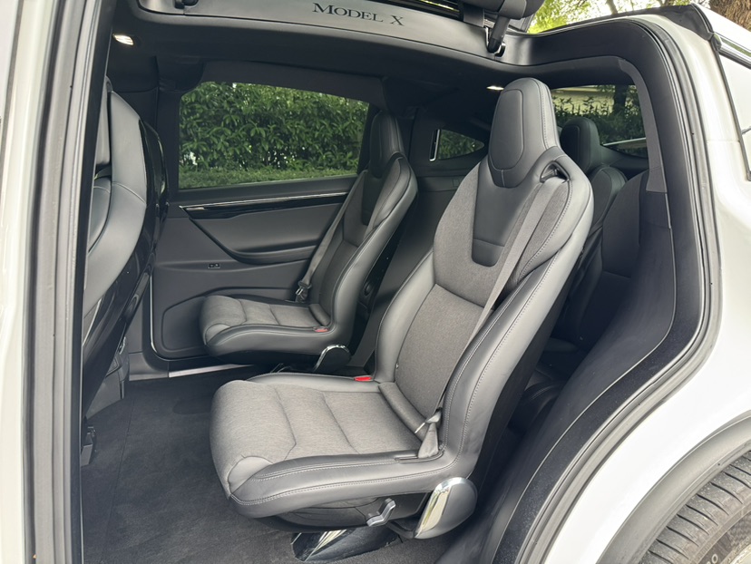 Tesla Model X 2017 car image #8