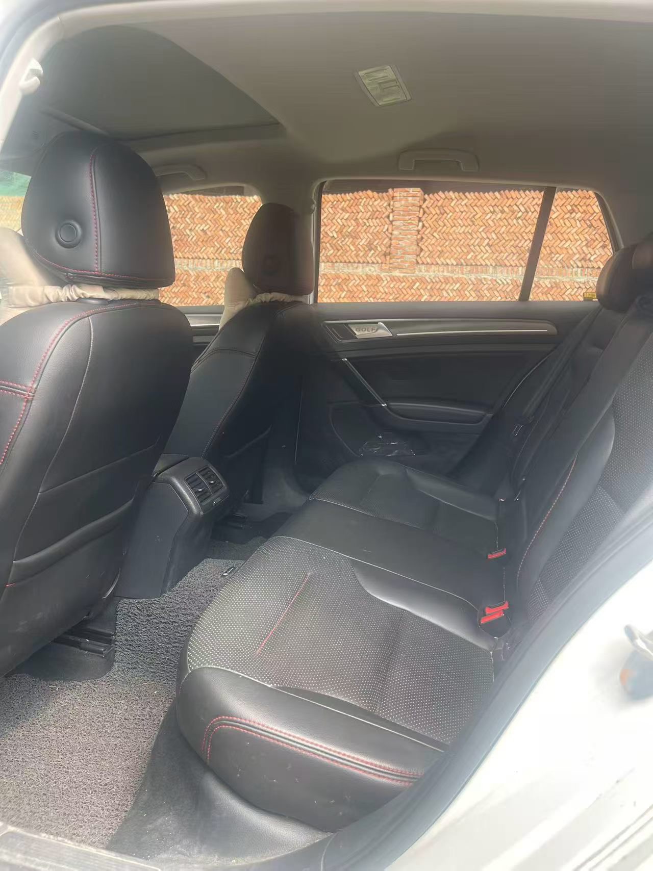Volkswagen Golf 2015 car image #8