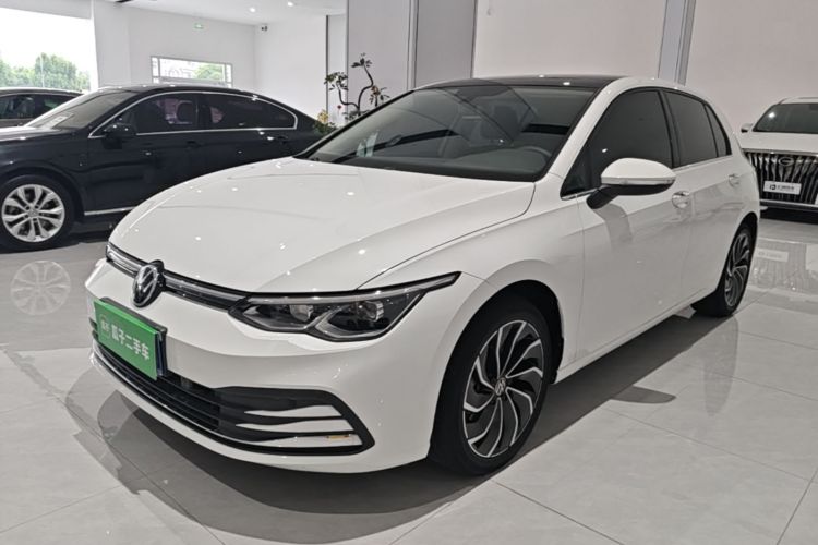 Volkswagen Golf 2020 car image #2