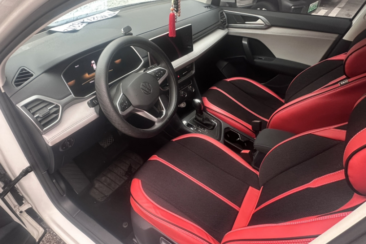 Volkswagen Tharu 2024 car image #10