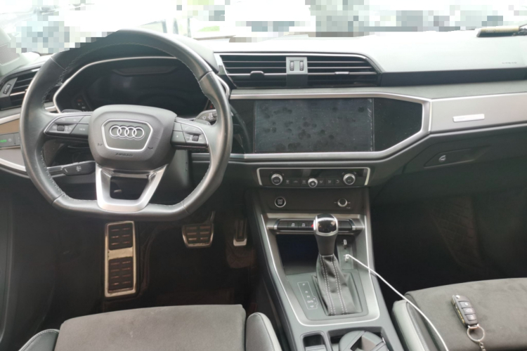Audi Q3 2023 #12 Audi Q3 2023 car image #12