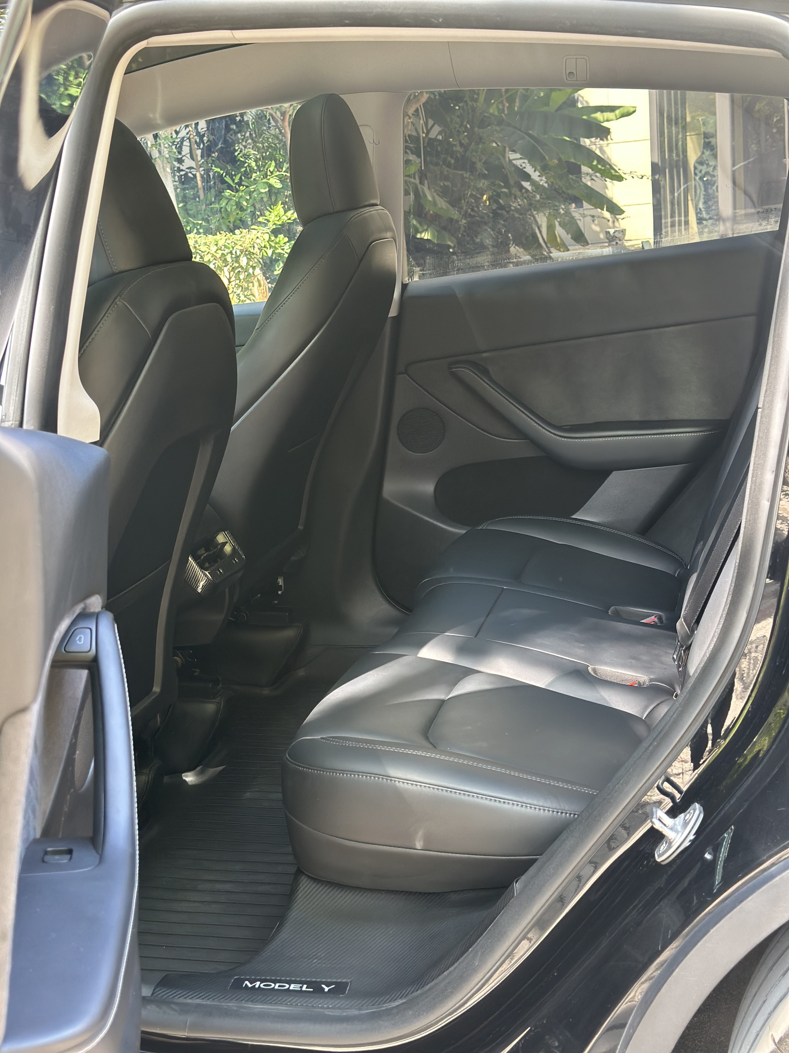 Tesla Model Y 2023 #9 Tesla Model Y 2023 car image #9