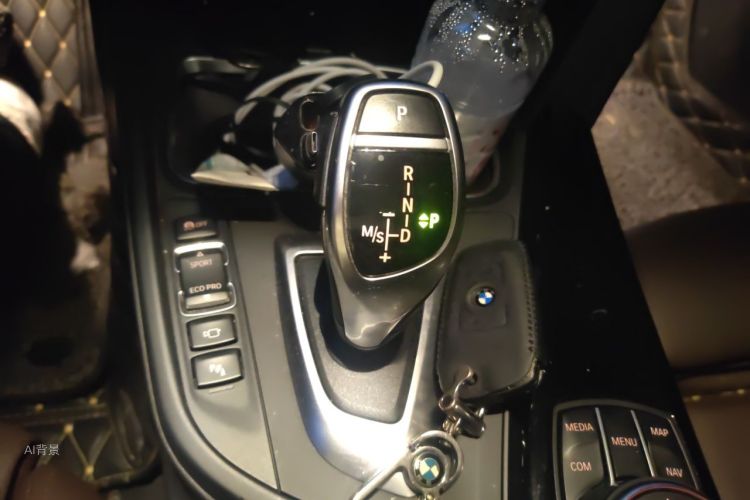 BMW 3 Series 2019 #16 BMW 3 Series 2019 car image #16