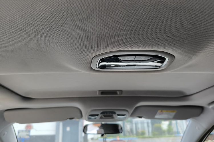 GEELY Emgrand 2020 #20 GEELY Emgrand 2020 car image #20