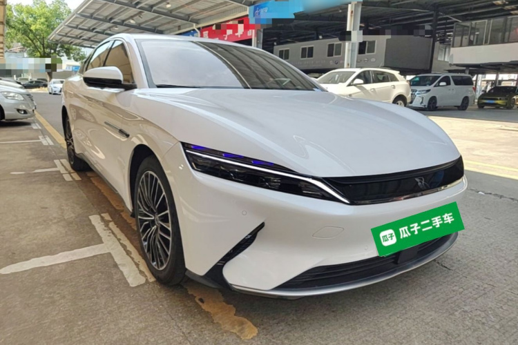 BYD Han 2021 #4 BYD Han 2021 car image #4