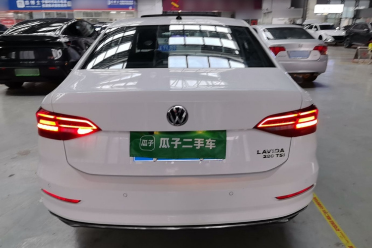 Volkswagen Lavida 2020 #6 Volkswagen Lavida 2020 car image #6