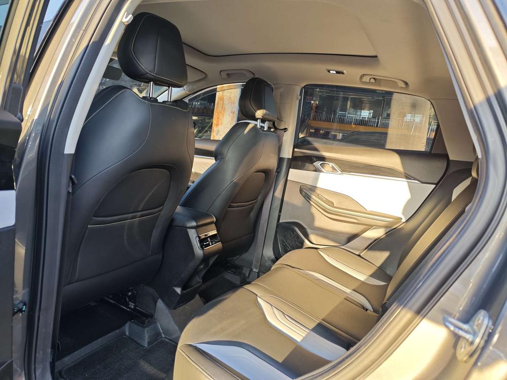 GEELY Coolray 2022 #8 GEELY Coolray 2022 car image #8