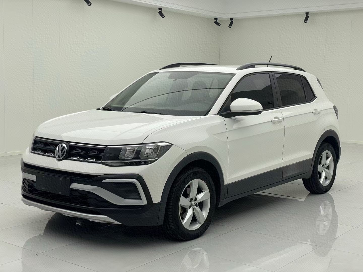 Volkswagen T-Cross 2019 Volkswagen T-Cross 2019 صورة سيارة