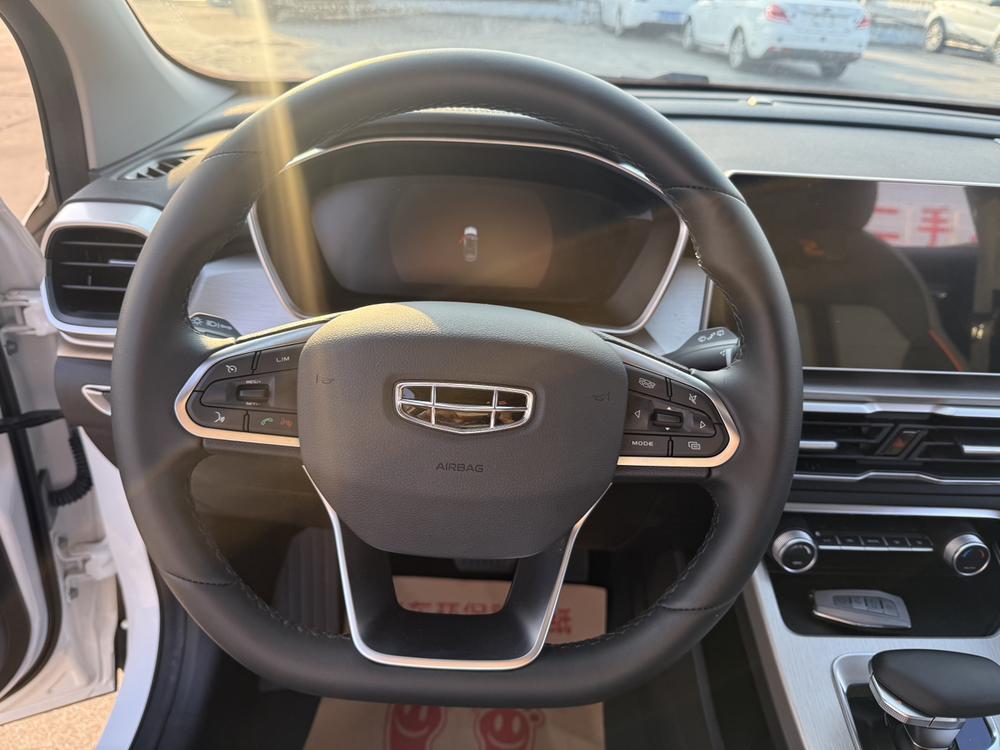 GEELY Coolray 2023 #9 GEELY Coolray 2023 car image #9