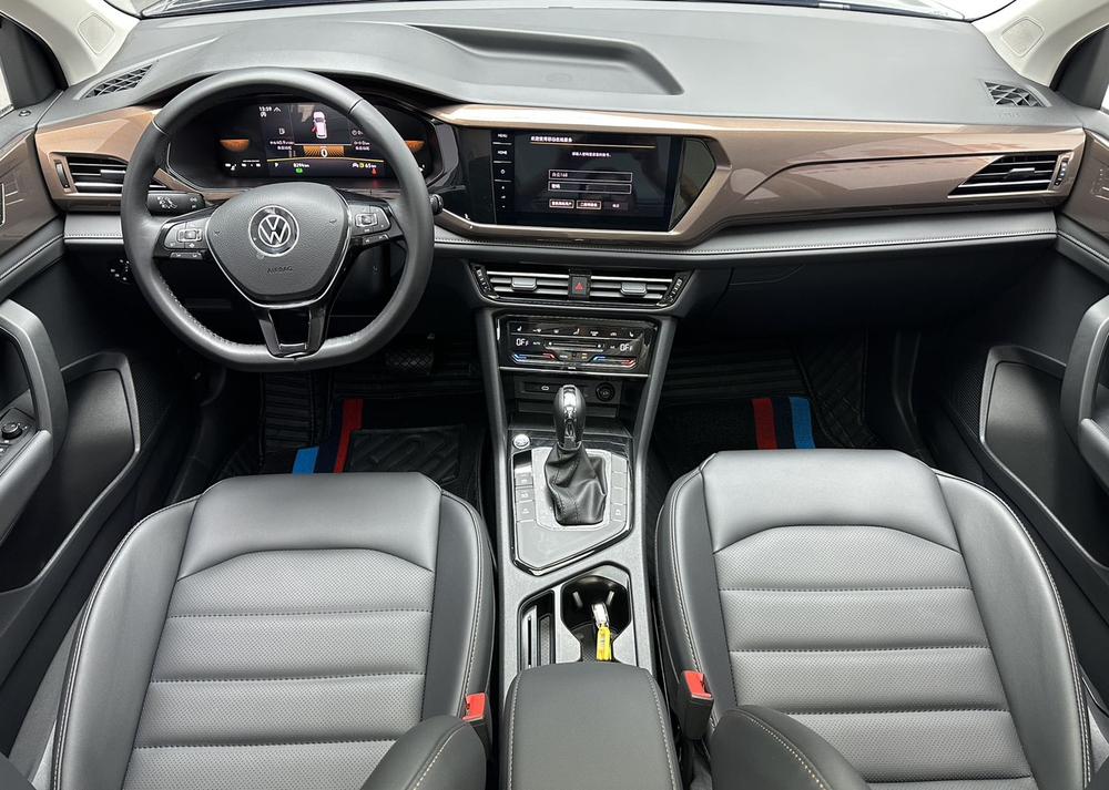 Volkswagen Tharu 2023 #12 Volkswagen Tharu 2023 immagine di auto #12