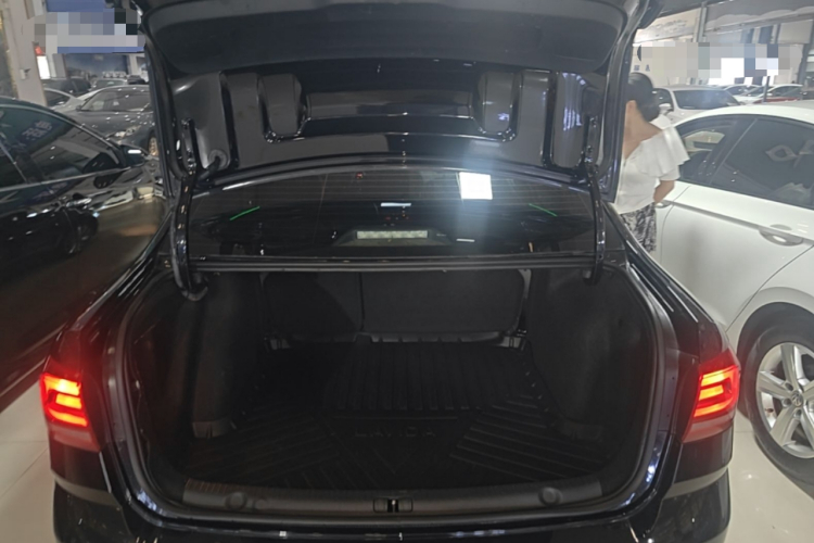 Volkswagen Lavida 2017 #19 Volkswagen Lavida 2017 car image #19