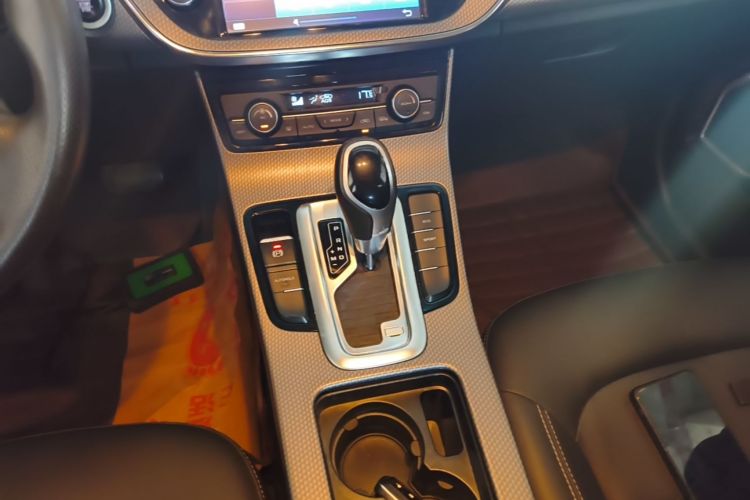 GEELY Emgrand GS 2018 #14 GEELY Emgrand GS 2018 car image #14