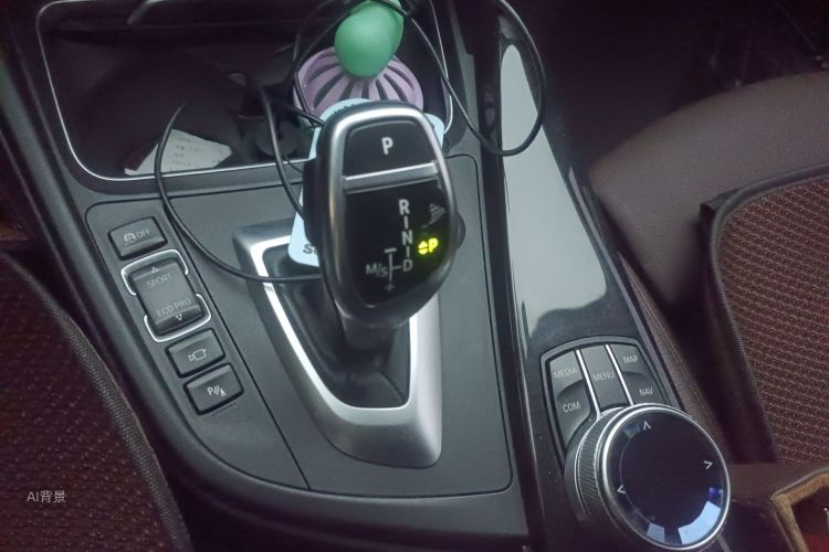 BMW 3 Series 2018 #16 BMW 3 Series 2018 car image #16