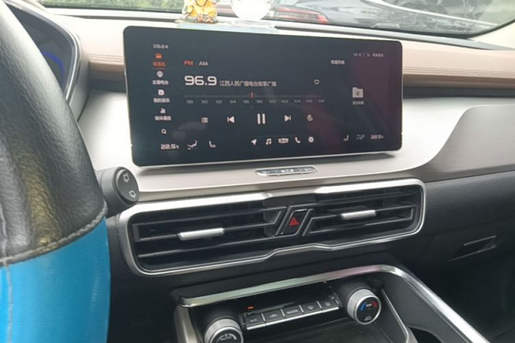 GEELY Coolray 2019 car image #19