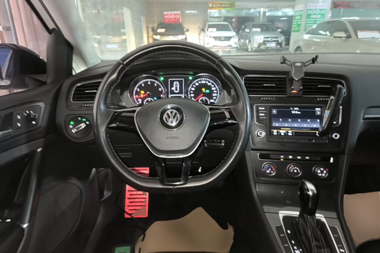 Volkswagen Golf 2017 #13 Volkswagen Golf 2017 car image #13