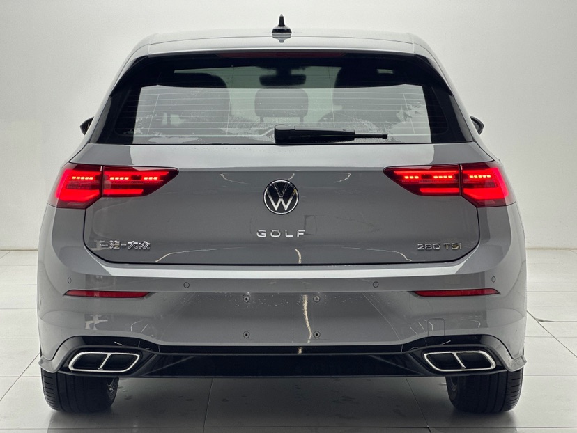 Volkswagen Golf 2023 car image #7